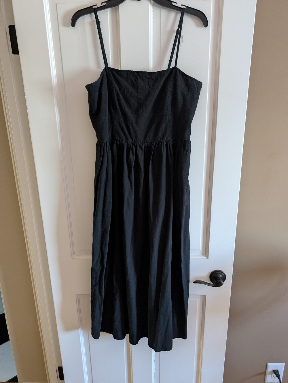 Women's Classic Black Spaghetti-Strap Midi Dress